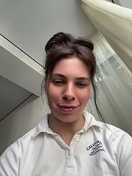 CurlyLara Chat XXX live