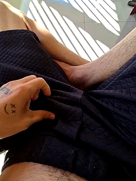 Show de Rodriguess010 na webcam