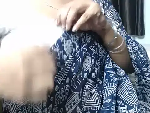 sunitha-3 Adlı Modelin Canlı XXX Sohbeti