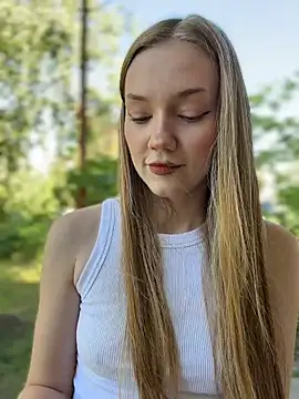 MilaMoone 라이브 XXX 채팅