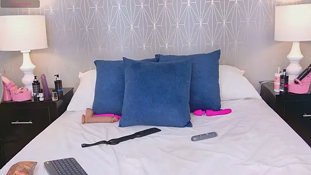 AntonellaEscudero Adlı Modelin Canlı XXX Sohbeti