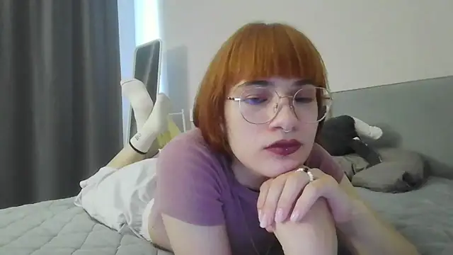 NeeCarfave Adlı Modelin Canlı XXX Sohbeti