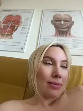 Nasse_Muschi Adlı Modelin Canlı XXX Sohbeti