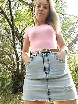 Yourblonde_69 Adlı Modelin Canlı XXX Sohbeti