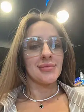leonmessi3 라이브 XXX 채팅
