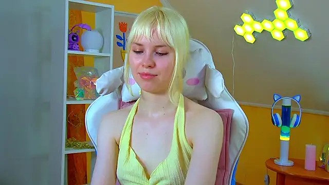 HannahHollis Adlı Modelin Canlı XXX Sohbeti