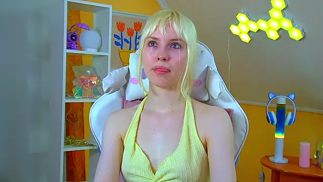 HannahHollis Adlı Modelin Canlı XXX Sohbeti