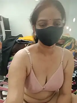 risky_women Adlı Modelin Canlı XXX Sohbeti