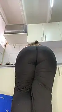 Chloee_PeachのライブXXXチャット