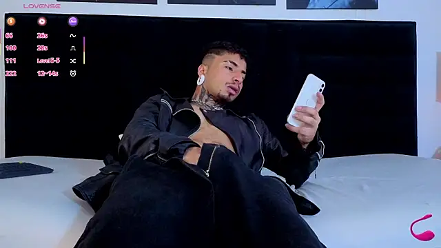 Chat XXX en directo de JuanCamiilo_66