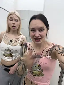 EliteBitch Adlı Modelin Canlı XXX Sohbeti
