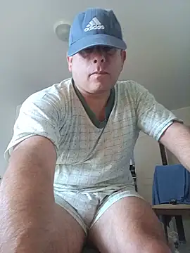 chicoguapo8's Webcam Show