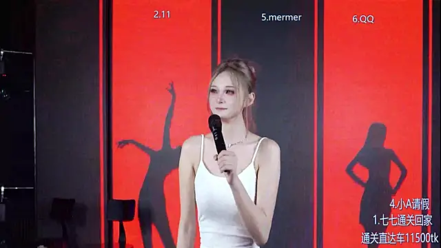SK010n Live XXX chat