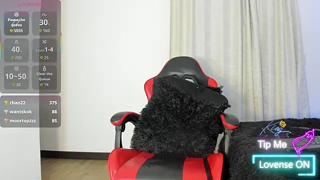 taurus_boy1 Adlı Modelin Canlı XXX Sohbeti