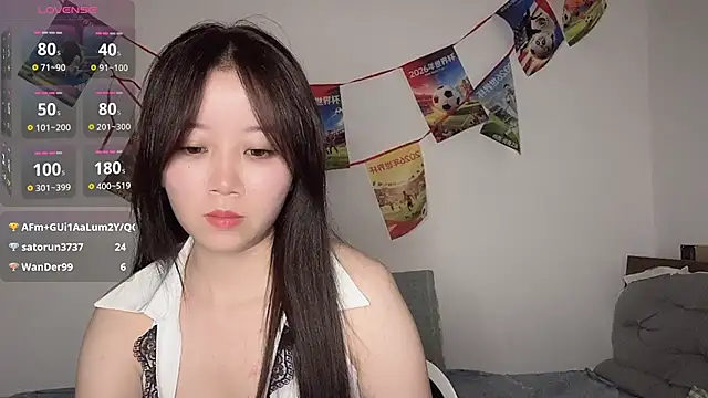 77-Vicky Adlı Modelin Canlı XXX Sohbeti