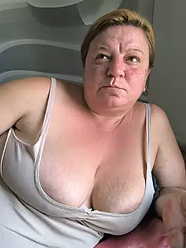 jusichka Adlı Modelin Canlı XXX Sohbeti