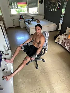Mohdollmenn Webbikameraesitys