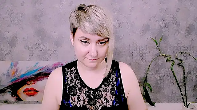 Djullia's Live XXX Chat