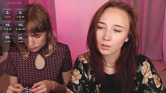 Robin_yourss' Live XXX Chat