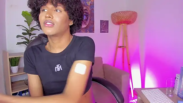 NaomiSaenz_ 라이브 XXX 채팅