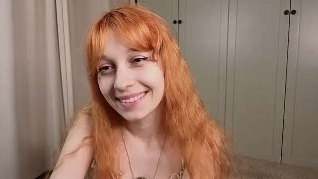 tgirlfoxy's Live XXX Chat