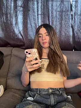 XXX chat uživo modela Lottus_fire