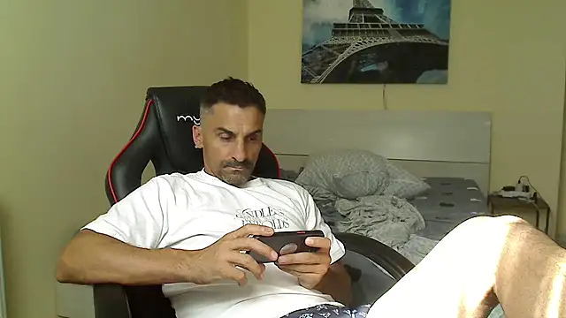 Chat +18 de amydamarw ao vivo