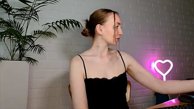 WhitePrincessLuna élő XXX-chatje