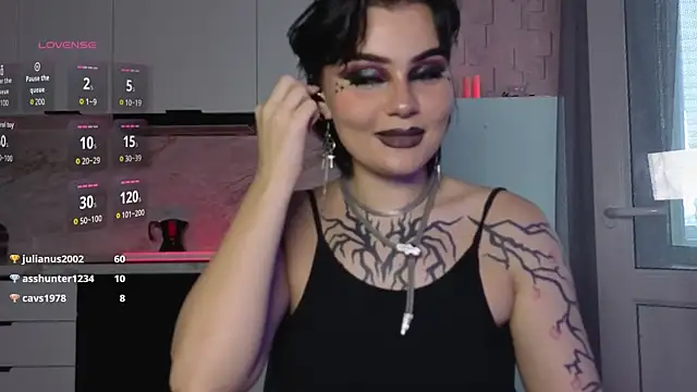 IntrigueYourDay Chat XXX live