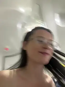 raen001n Live XXX chat