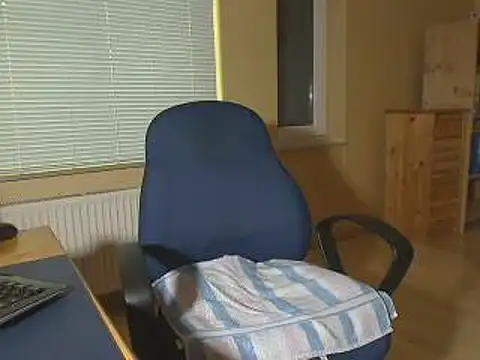 Kyru19633 Show in webcam