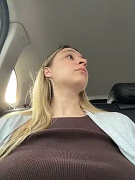 Živý XXX chat SashaCatt