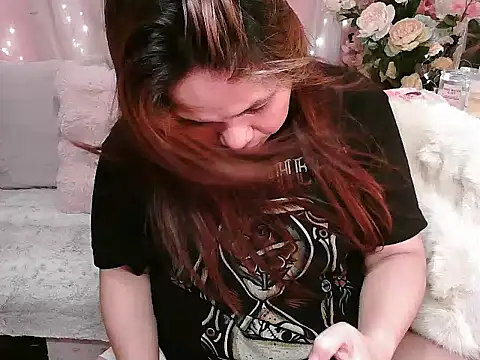 OhmyPinay লাইভ XXX চ্যাট