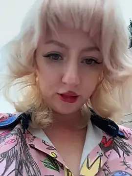 RonnieKiss' Live XXX Chat