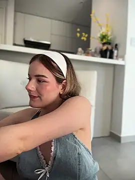 NicoleCut – Live XXX-chat