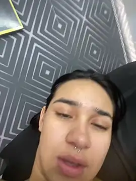 Živý XXX chat Kylie_Patrick