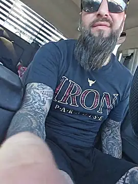 Chat +18 de Beardedtattood ao vivo
