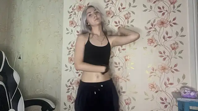 WhitePowerGirl Live XXX Chat