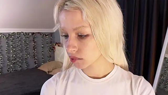 Naomi_Demion Live XXX chat