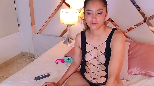 دردشة SusanaMein الجنسية المباشرة