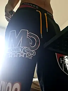 bigboytoy912 Adlı Modelin Canlı XXX Sohbeti
