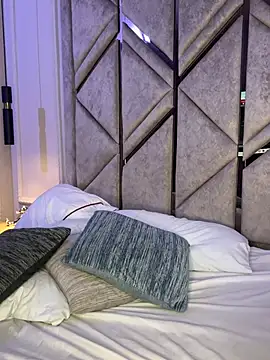 XXX chat uživo modela Noa_Adams