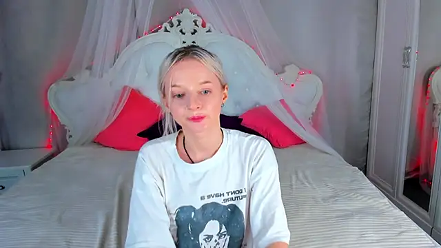AlessaKiss 即時 XXX 聊天