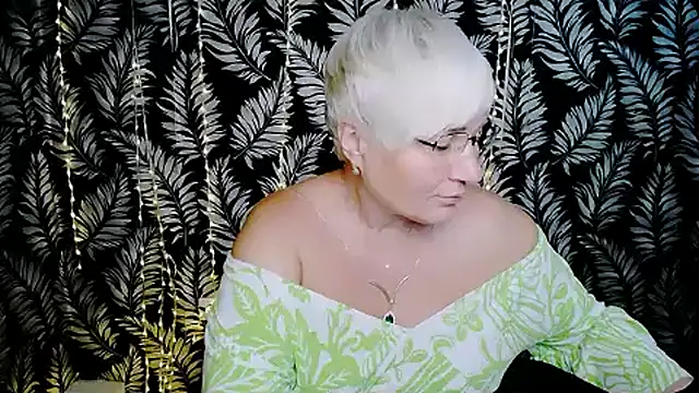 Olivia_playful Live XXX Chat