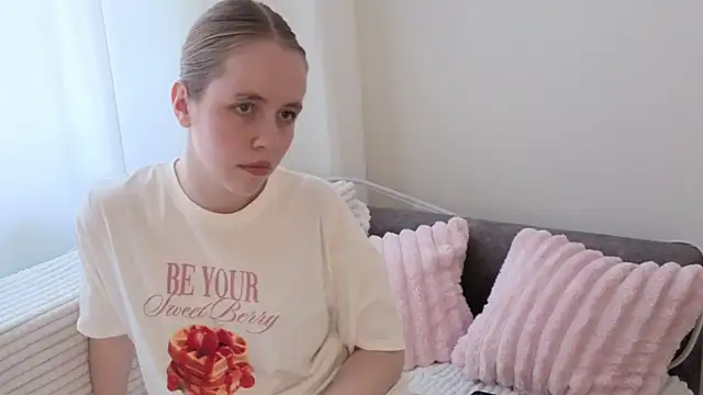 ChristiaSkeet Live XXX Chat