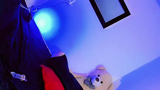 daniela_dolls Adlı Modelin Canlı XXX Sohbeti