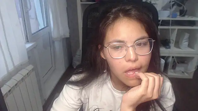 Anda_here Live XXX Chat
