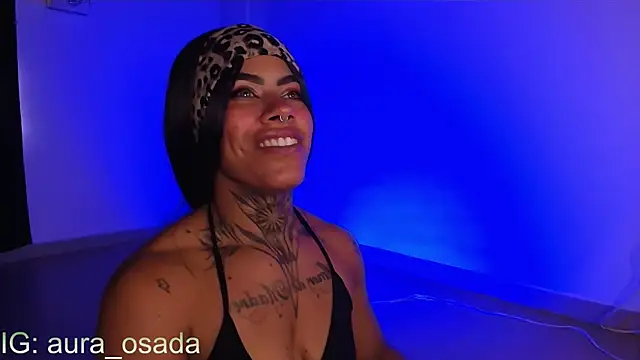 دردشة Canela_Osada_ الجنسية المباشرة