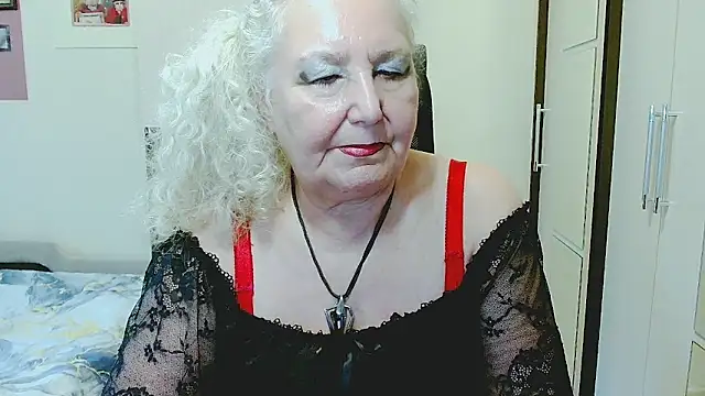 دردشة GrannyAlisa الجنسية المباشرة