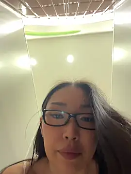 trytomakememoam's Live XXX Chat